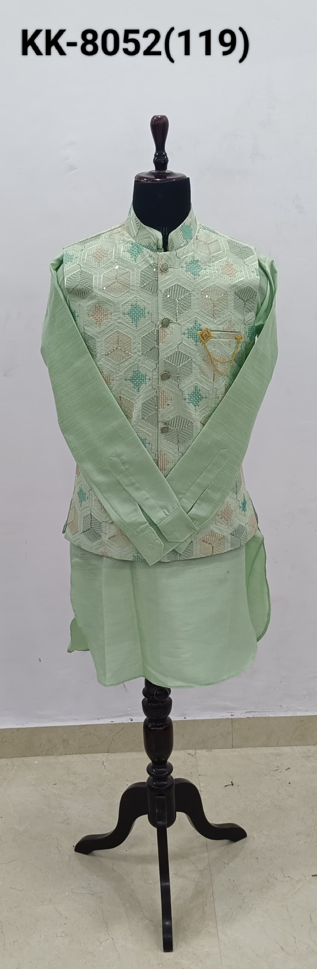 Club UK Trendy Embroidery Men's Kurta Koti