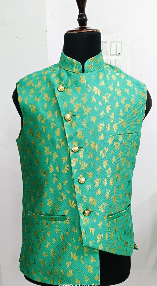 Cut-Desginer Men's Waistcoat for Festive Season