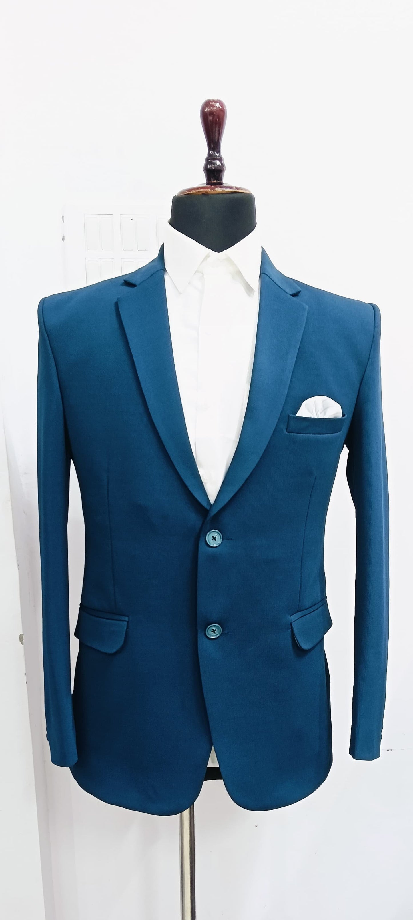 Casual Men's Blazers for Everyday Wear